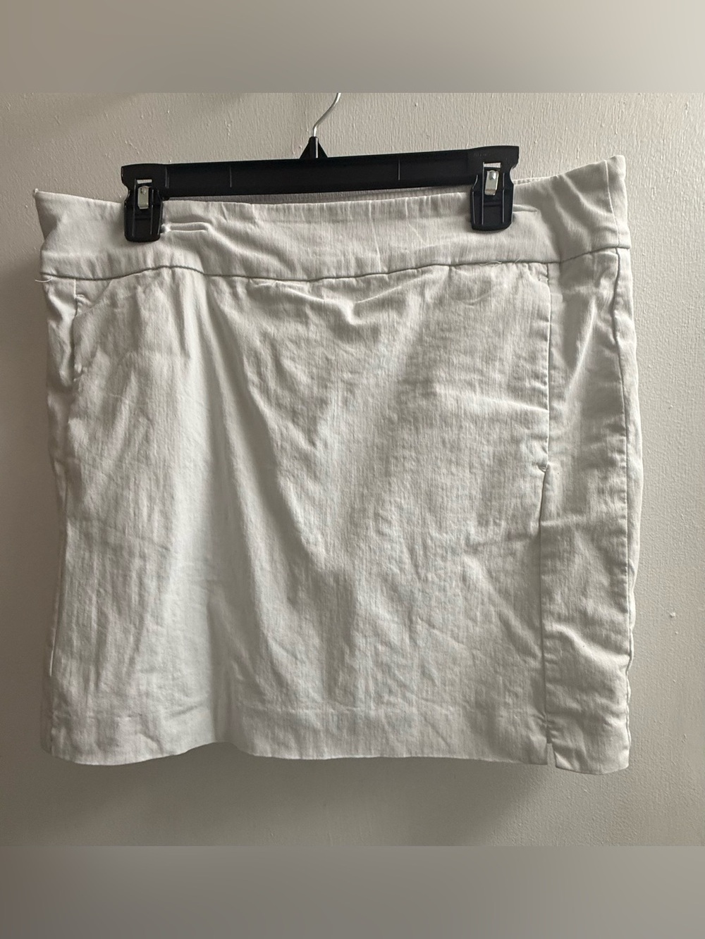 Counterparts White Women's Skort